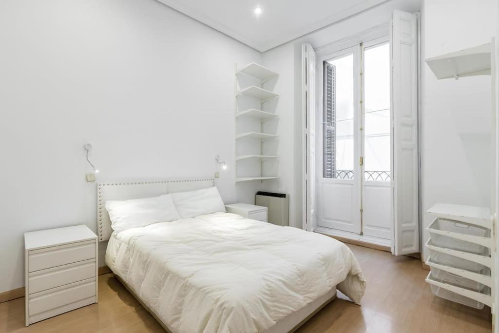 Apartamento Proximo A Gran Via Madrid Apartment Екстериор снимка